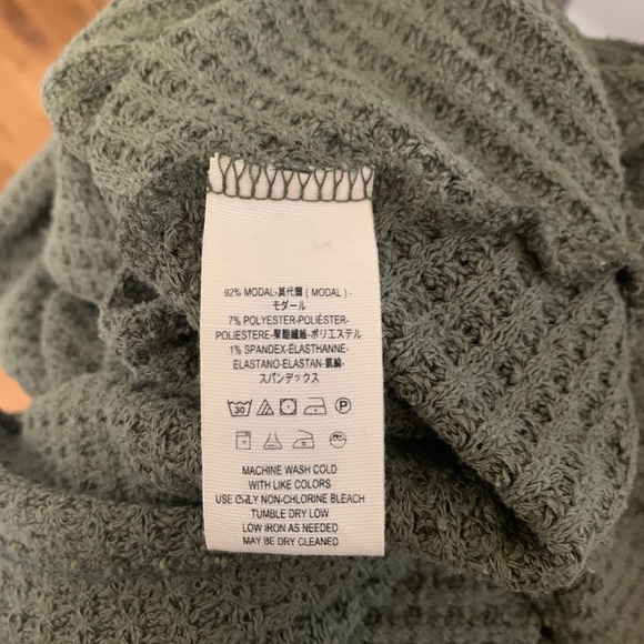 Green free people off the shoulder sweater - Picture 6 of 7